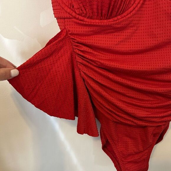 Rhode x Target Swimsuit womens XL Red Embossed Dot Ruffle beach coastal sexy NWT - Picture 8 of 14